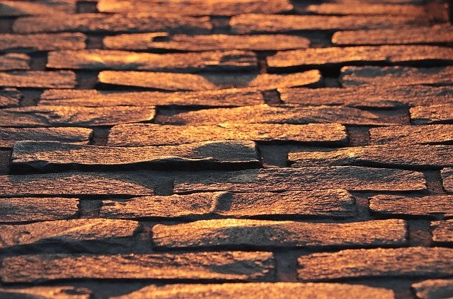 Po co betonować, gdy można brukować?
